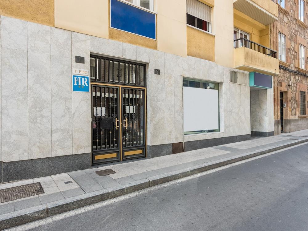 סלאמנקה Hostal Uria מראה חיצוני תמונה